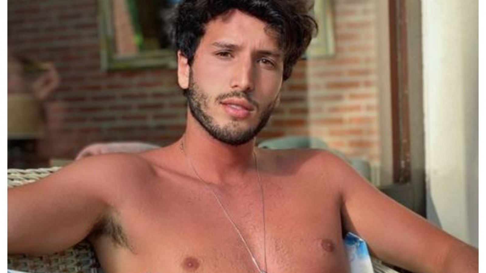 ¿Sebastián Yatra hace "colecho" a los 25 años?