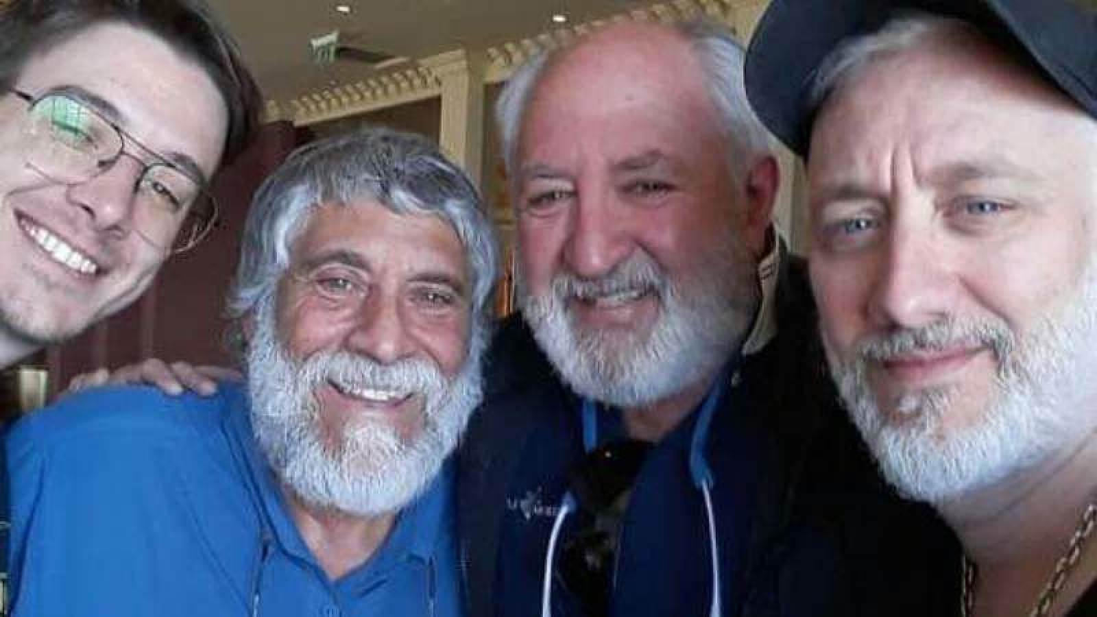 Andy Kusnetzoff transmitió Perros de la Calle desde Madryn