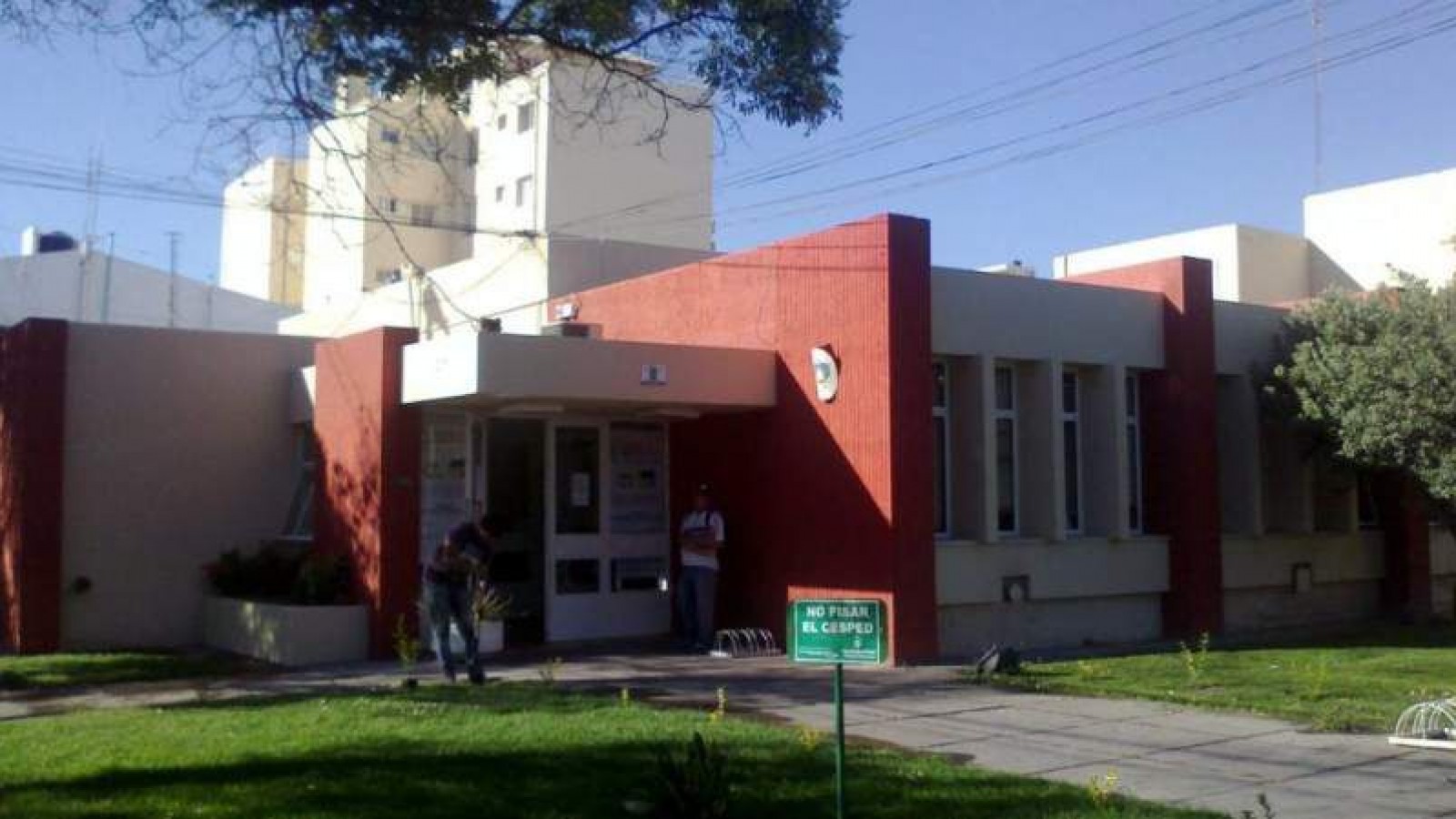 "Ingreso familiar de emergencia", Madryn tiene una línea telefónica de consultas.