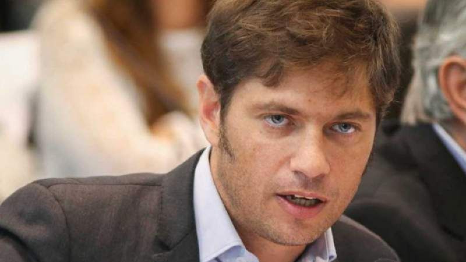 Axel Kiciloff anunció a los docentes que se devolverán los salarios por los días de huelga