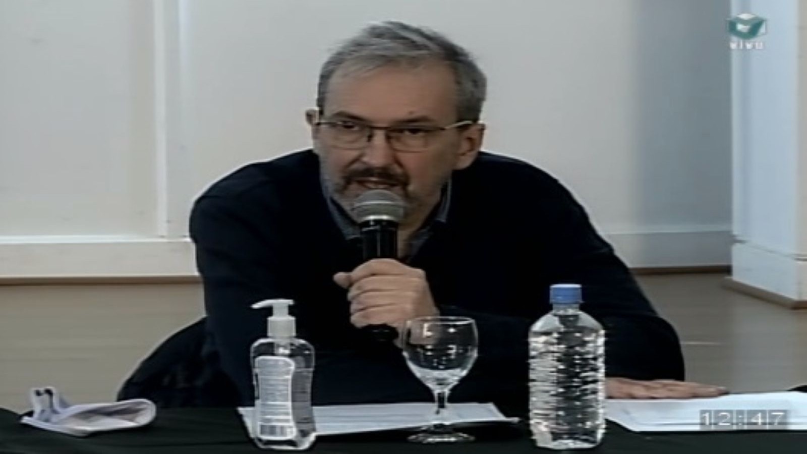 "La mayor parte de los contagios se producen inicialmente en un ámbito social"