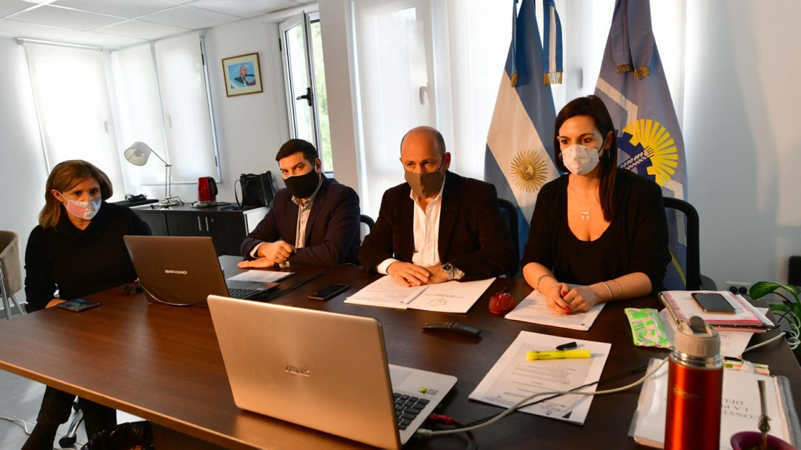 La sesión virtual provincial duraría solo 2 horas por reclamo de Apel