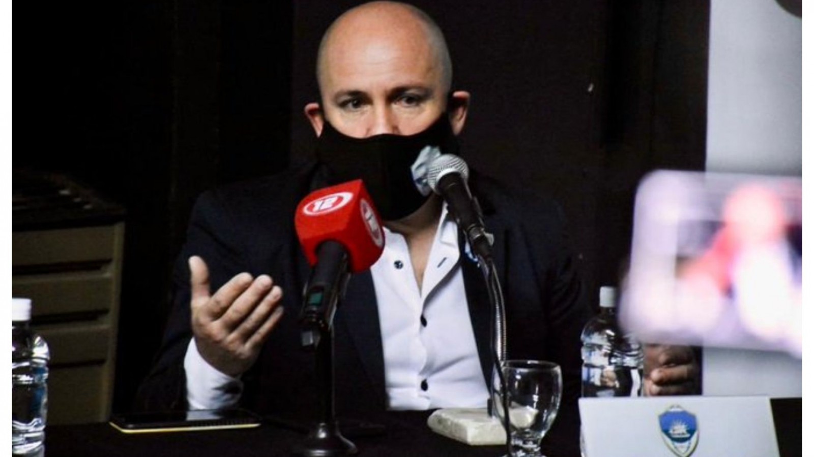 El intendente de Madryn señaló "Hay que entender que por sobre cualquier economía está la vida"