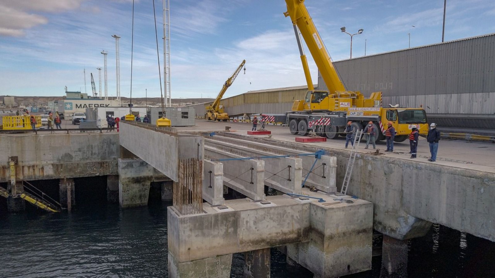 Comenzó el trabajo de armado de la superestructura del Sitio 2 del muelle de Madryn