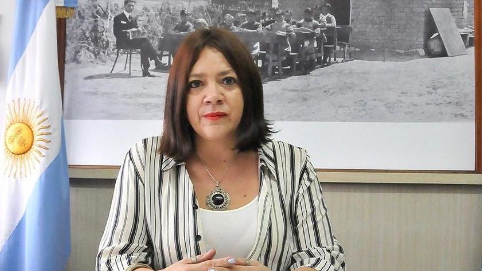 Apelarán la reincorporación de docentes suplentes "había escuelas con dos directores"