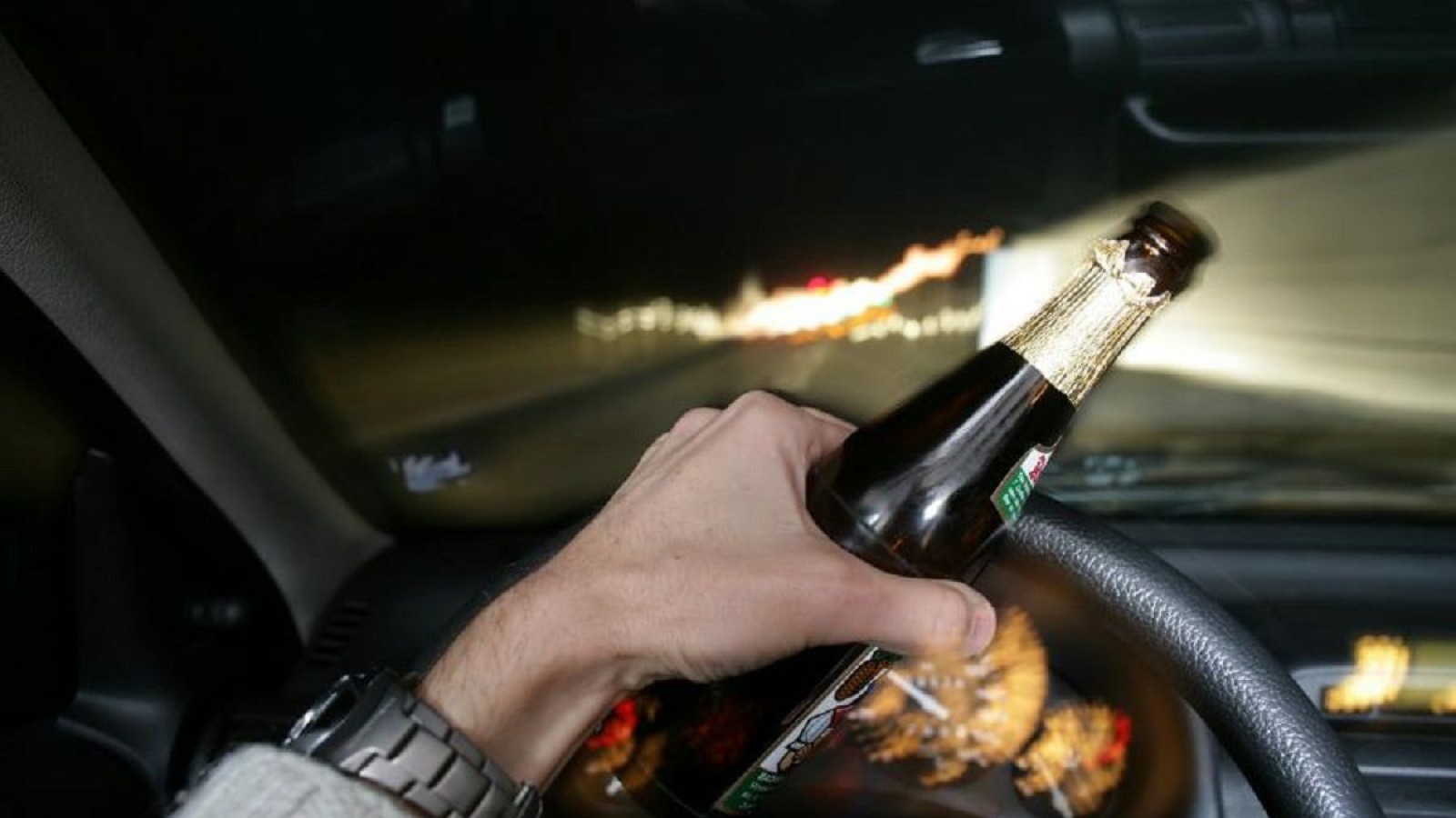 Volcó el camión que conducía, tenía 1,0 de alcohol en sangre