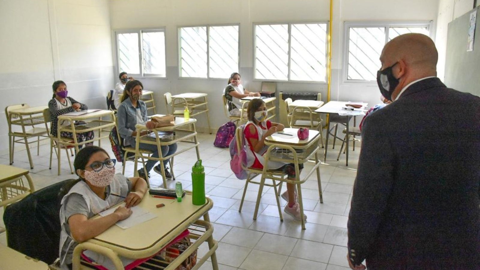 Sastre pidió la vuelta a clases "acá se está generando un daño en la educación y con el tiempo va a ser irreparable"