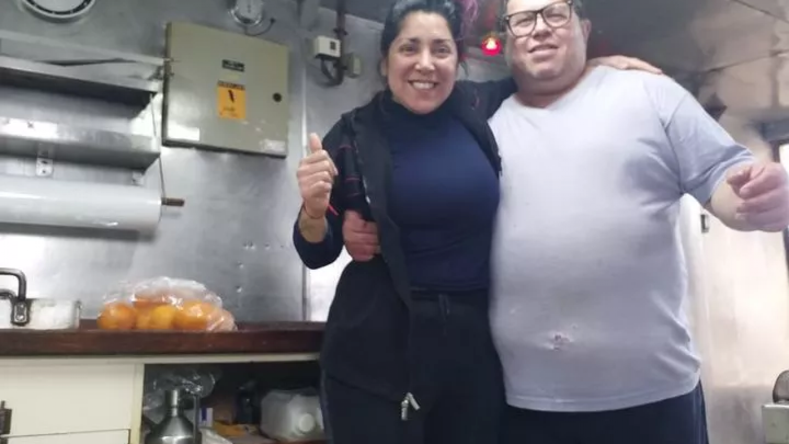 El homenaje al cocinero de Anabela M "Un tipazo que se jubiló y un ejemplo de inclusión"