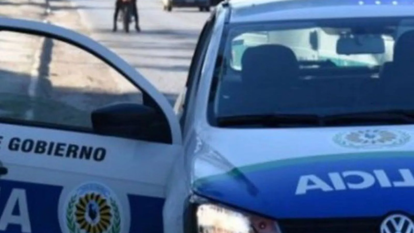 Trelew: dos sujetos armados asaltaron una verdulería y encerraron a la dueña