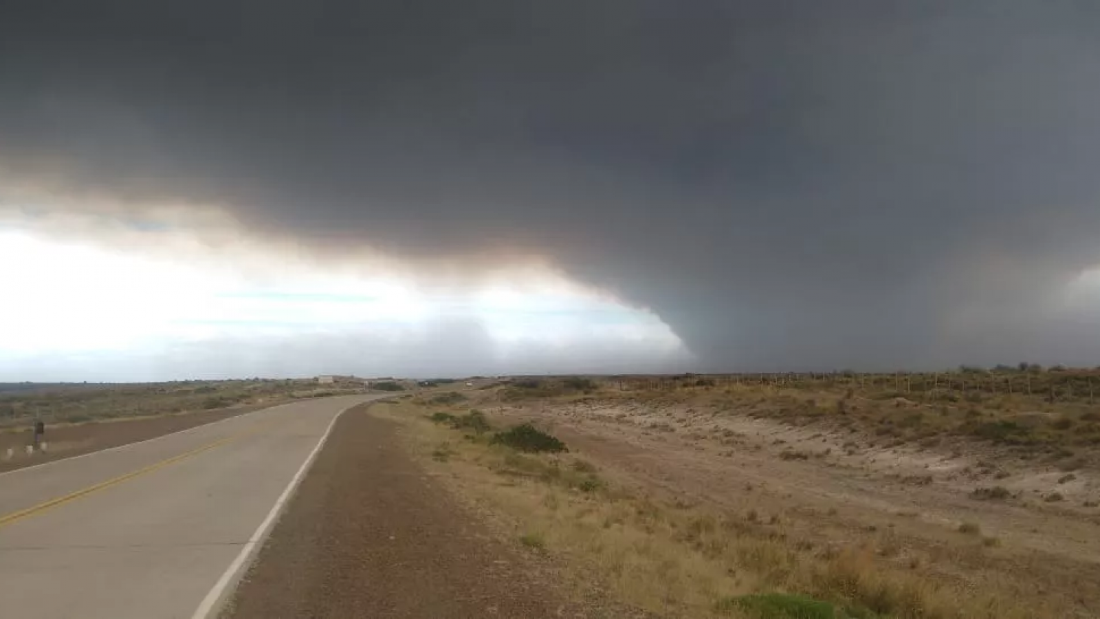 Las rutas provinciales 2 y 42 "están habilitadas por el momento"
