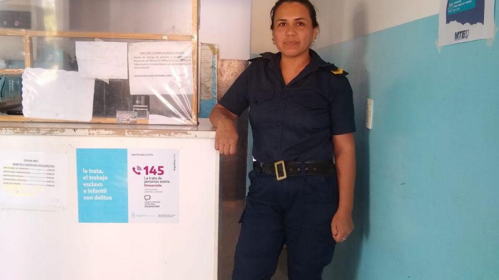 Una policía le salvó la vida a niño de 5 años con maniobras de RCP