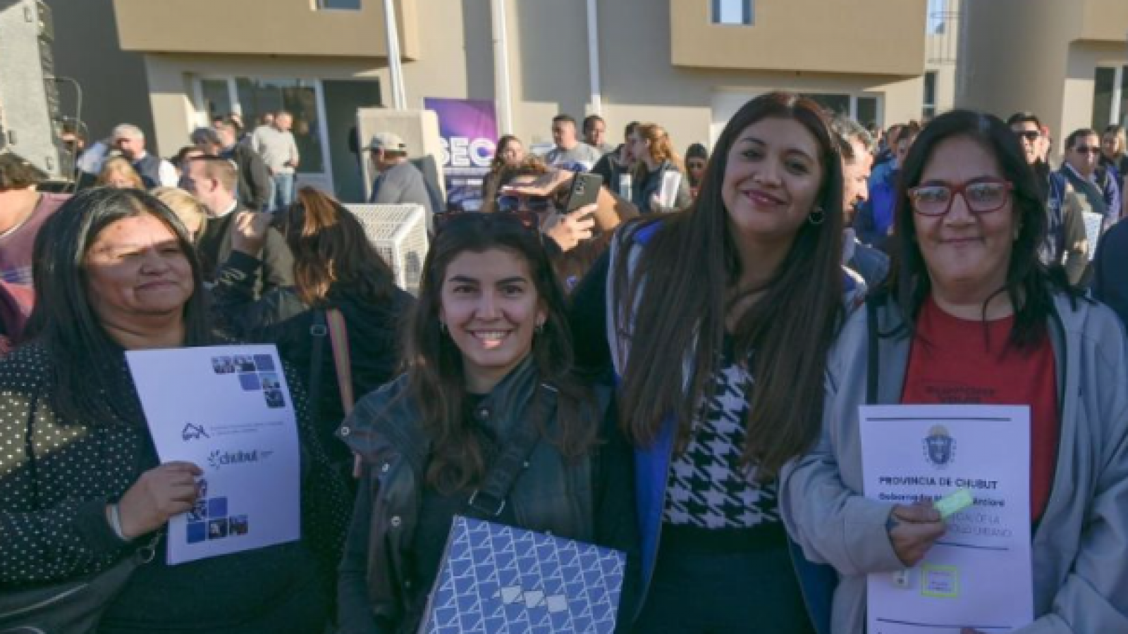 En Puerto Madryn se entregaron de 43 viviendas