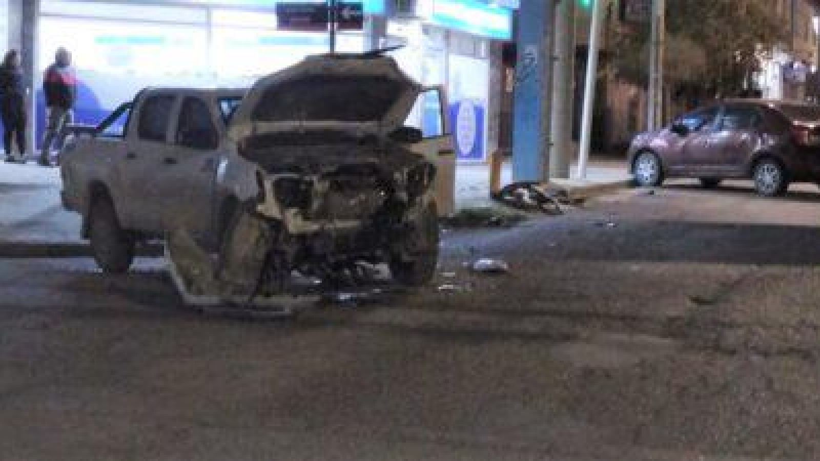 Tras choque dos personas fueron hospitalizadas