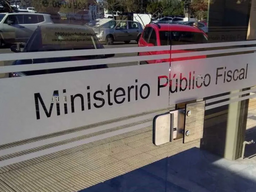 Puerto Madryn: imputaron a un joven por las graves quemaduras que sufrió un bebé en un colectivo