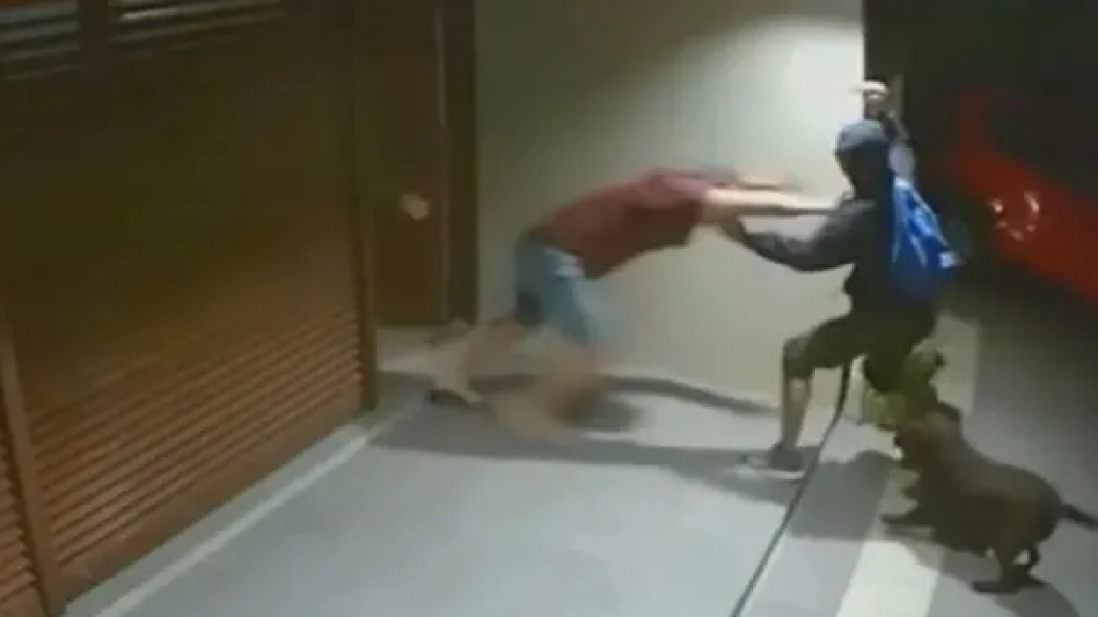 Un padre defendió a su hijo de un ataque con cuchillo en Trelew