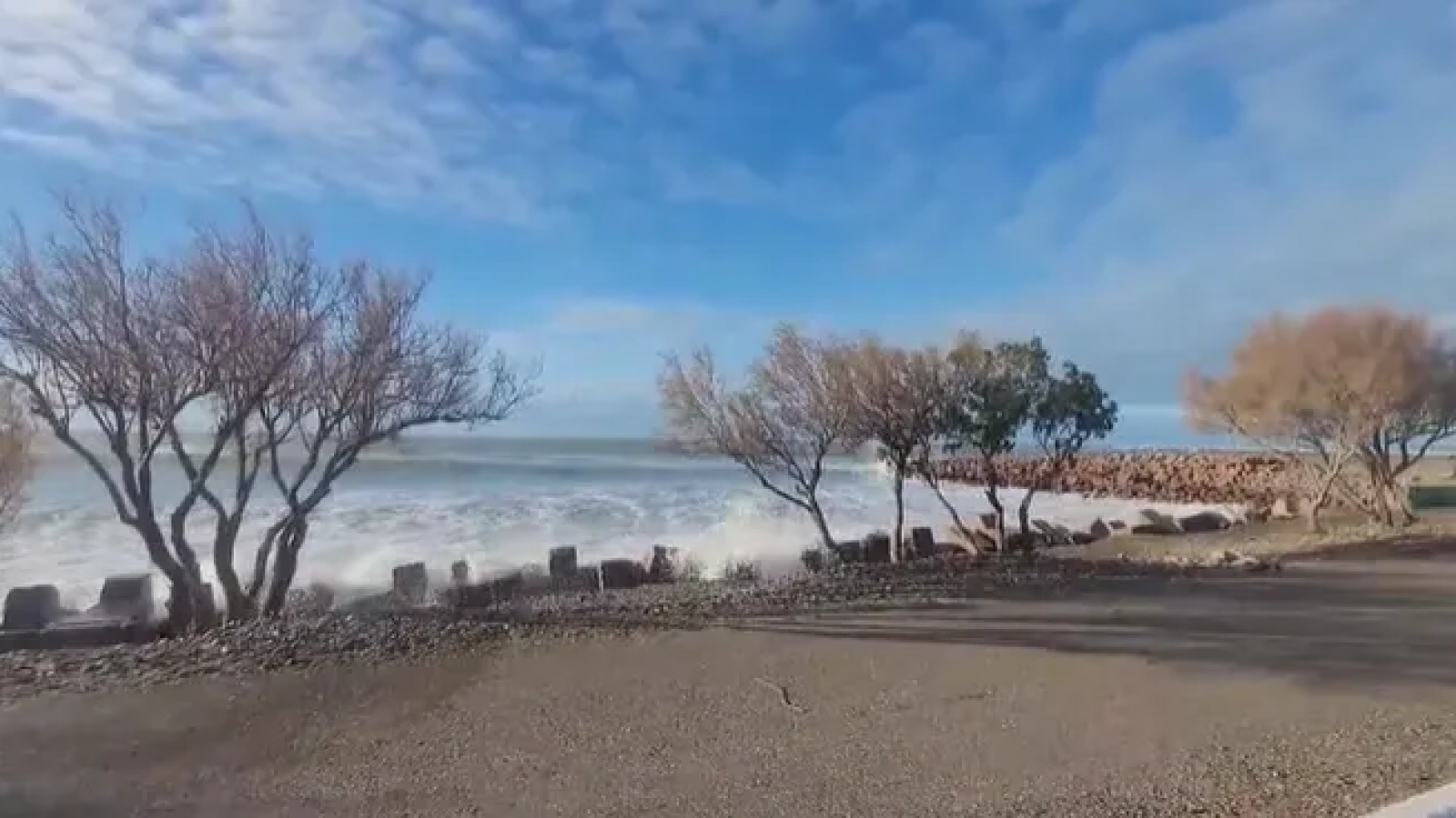 Una intensa marejada sacudió nuevamente la costa de Playa Unión
