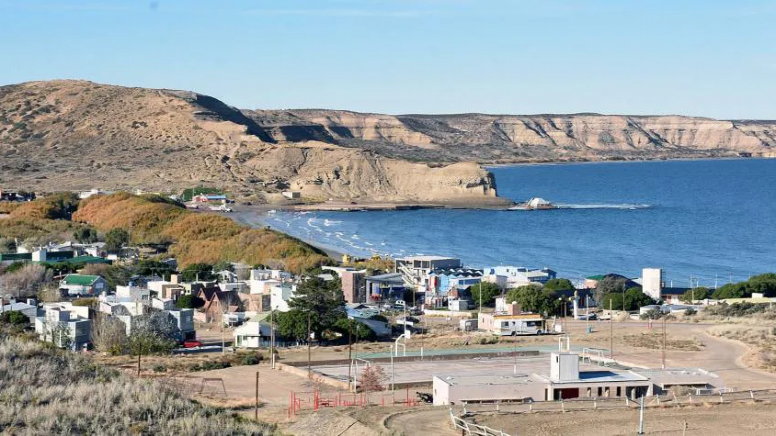 Trabajan intensamente para restablecer la energía en Puerto Pirámides