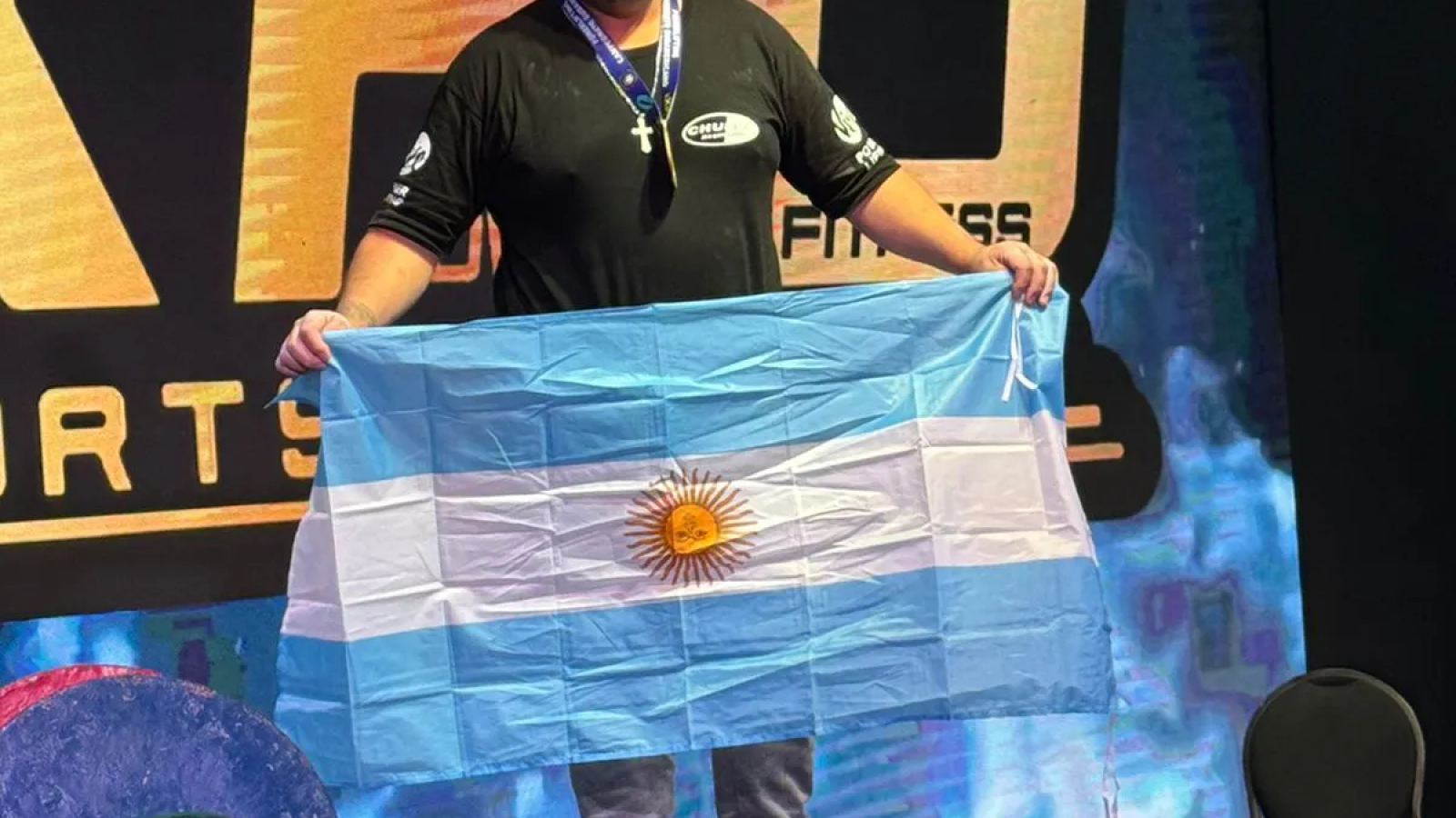 Un esquelense se coronó Campeón Panamericano de Powerlifting en Bolivia