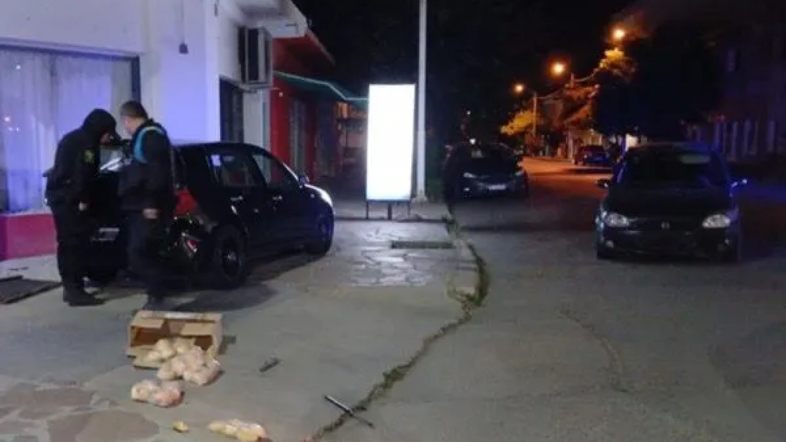 Corrian picadas alcoholizados y terminaron chocando contra una carnicería