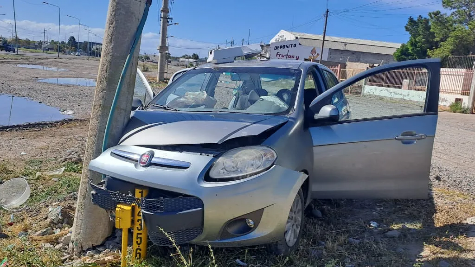 Trelew: una mujer y su hija chocaron en el barrio INTA