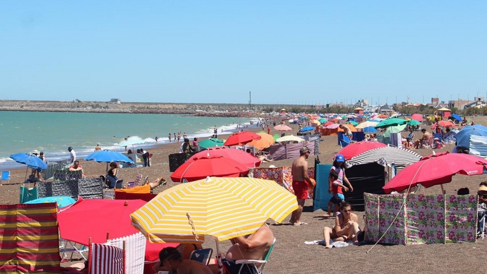 Rescataron del mar a una mujer de 82 años con signos de hipotermia