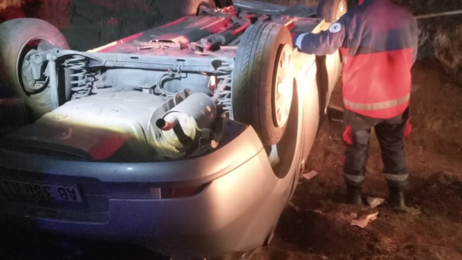 Ruta 40: Cinco personas heridas tras un vuelco, entre ellas dos menores