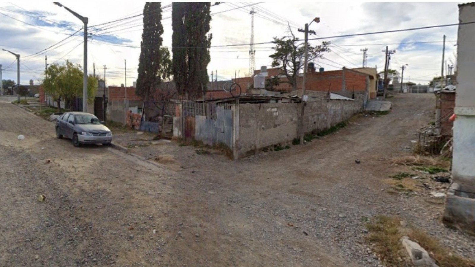 Violento ataque a un adulto mayor: dos detenidos tras agredirlo y enfrentarse a la policía
