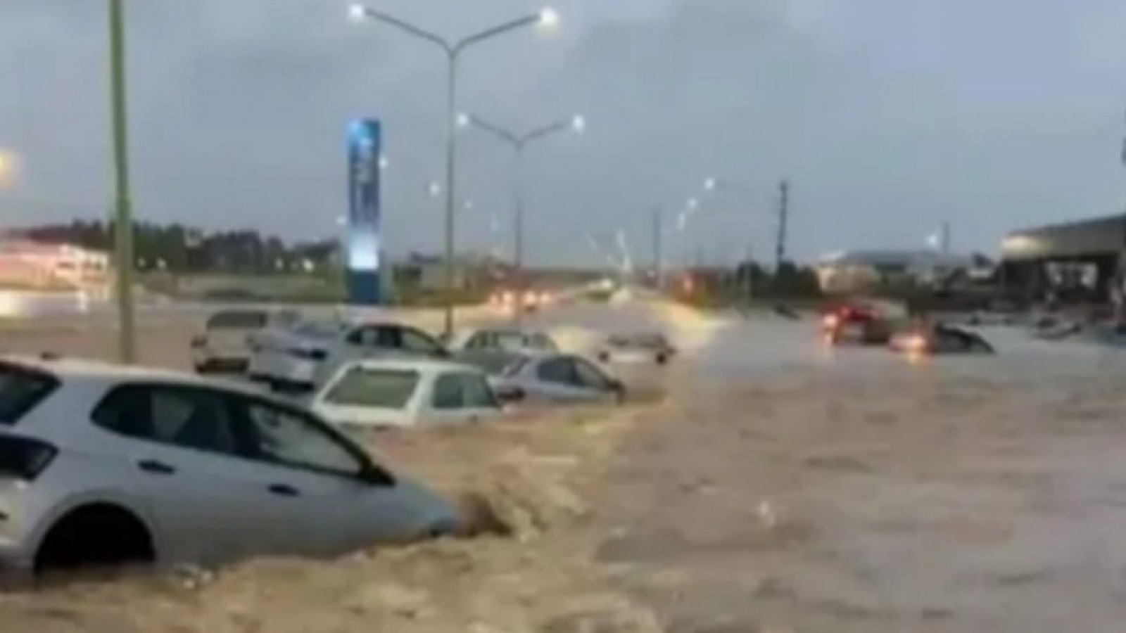 Bahía Blanca: continúan las búsquedas y temen más víctimas tras el temporal