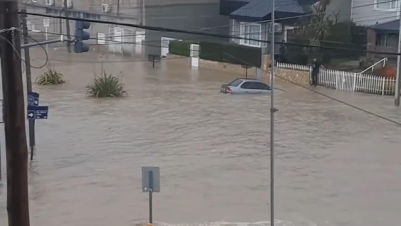 Comodoro: Evacuaciones y colapso en el Hospital Regional por las intensas lluvias