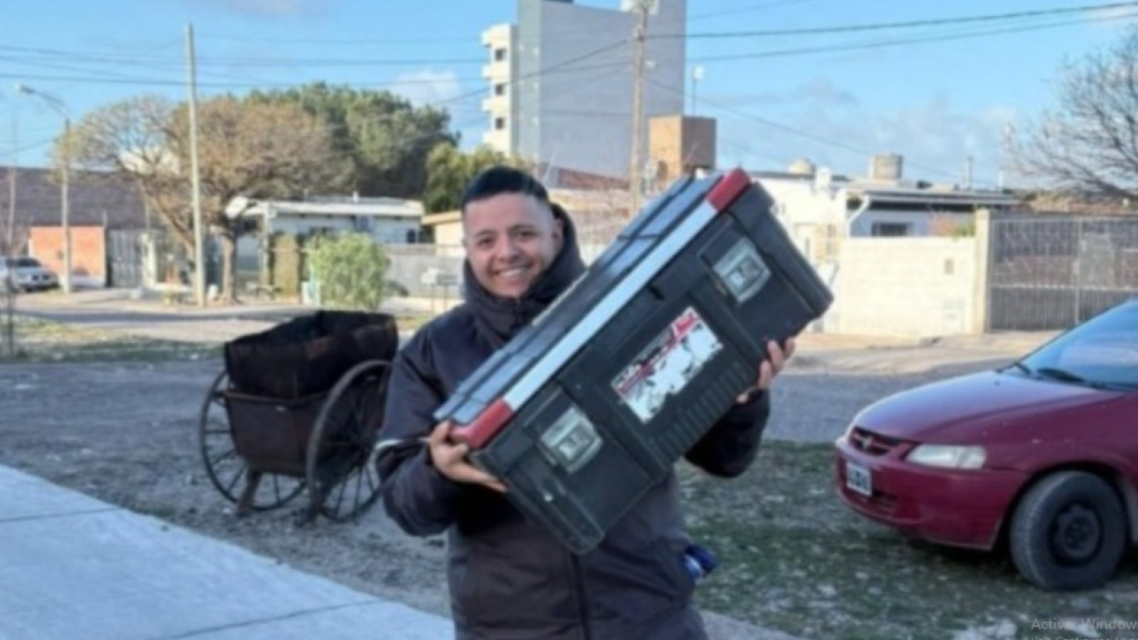 Es cerrajero, le robaron la caja de herramientas y la recuperó gracias a un vecino solidario