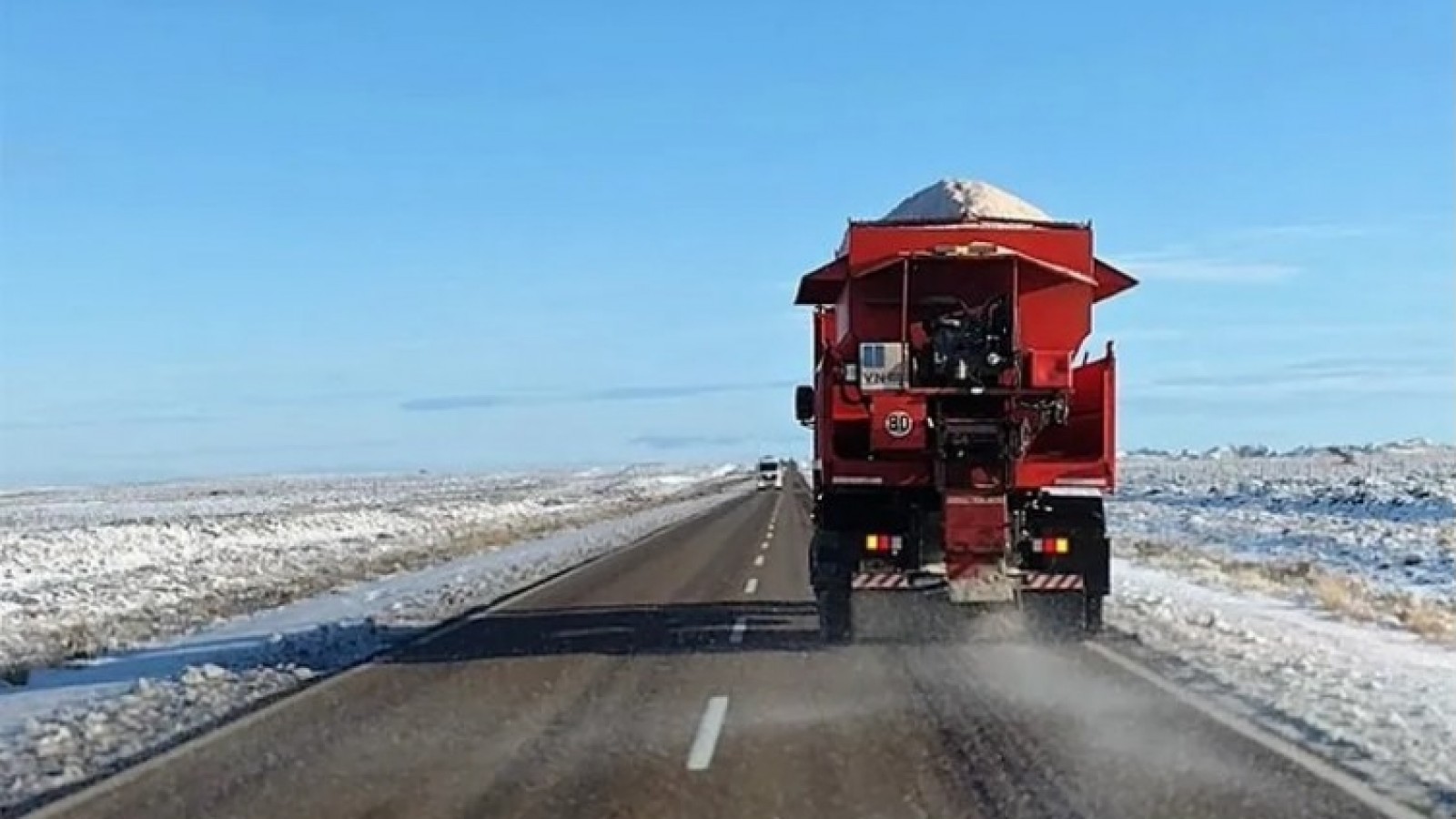 Barro, escarcha y nieve complican el tránsito en rutas nacionales de Chubut