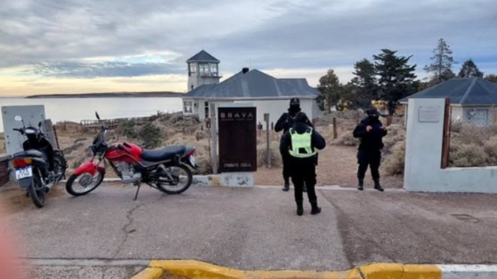 La mujer murió por ahogamiento y no presentaba signos de violencia