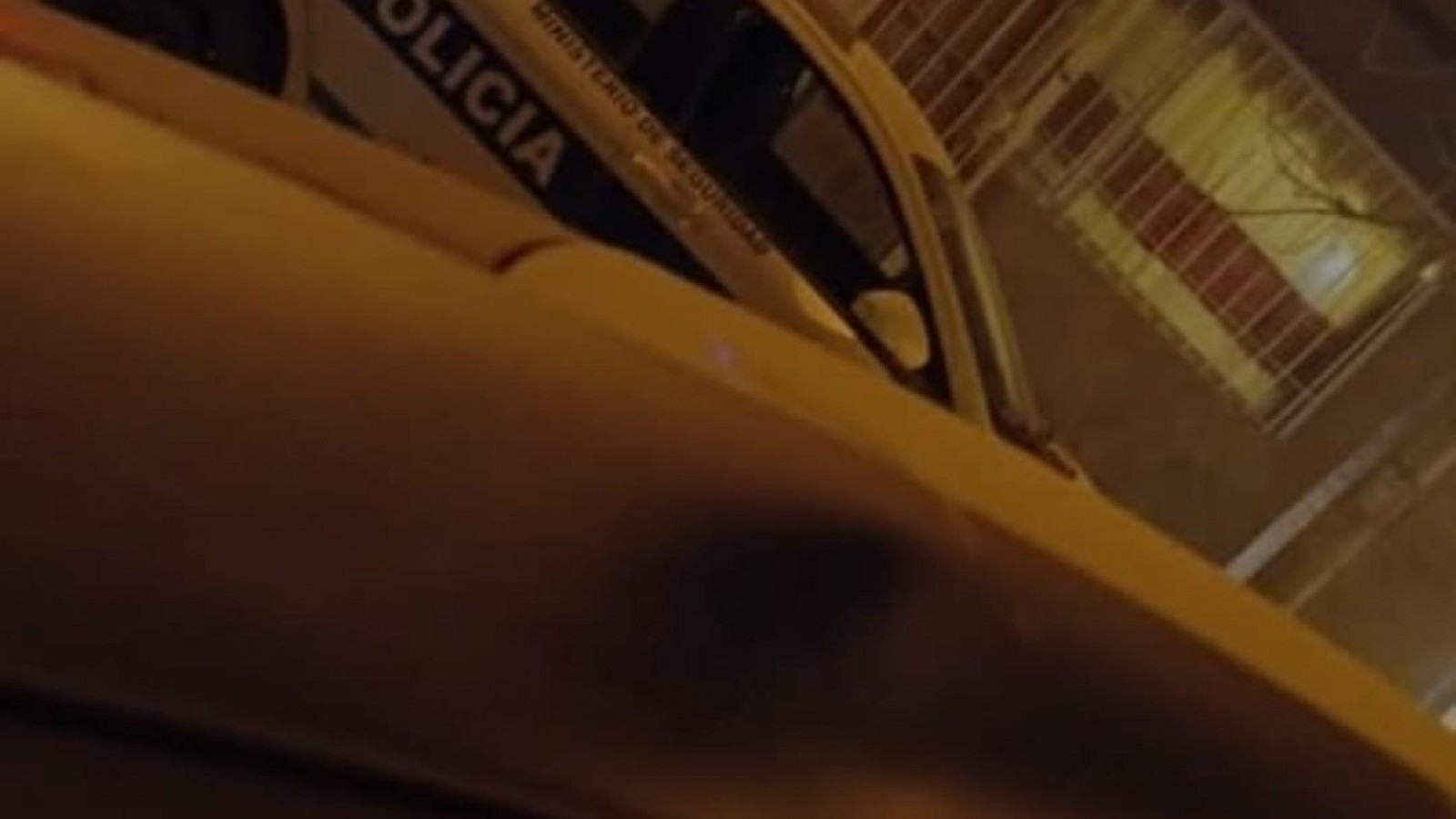 Violencia en el barrio Perón: un joven fue detenido tras agredir e insultar a vecinos