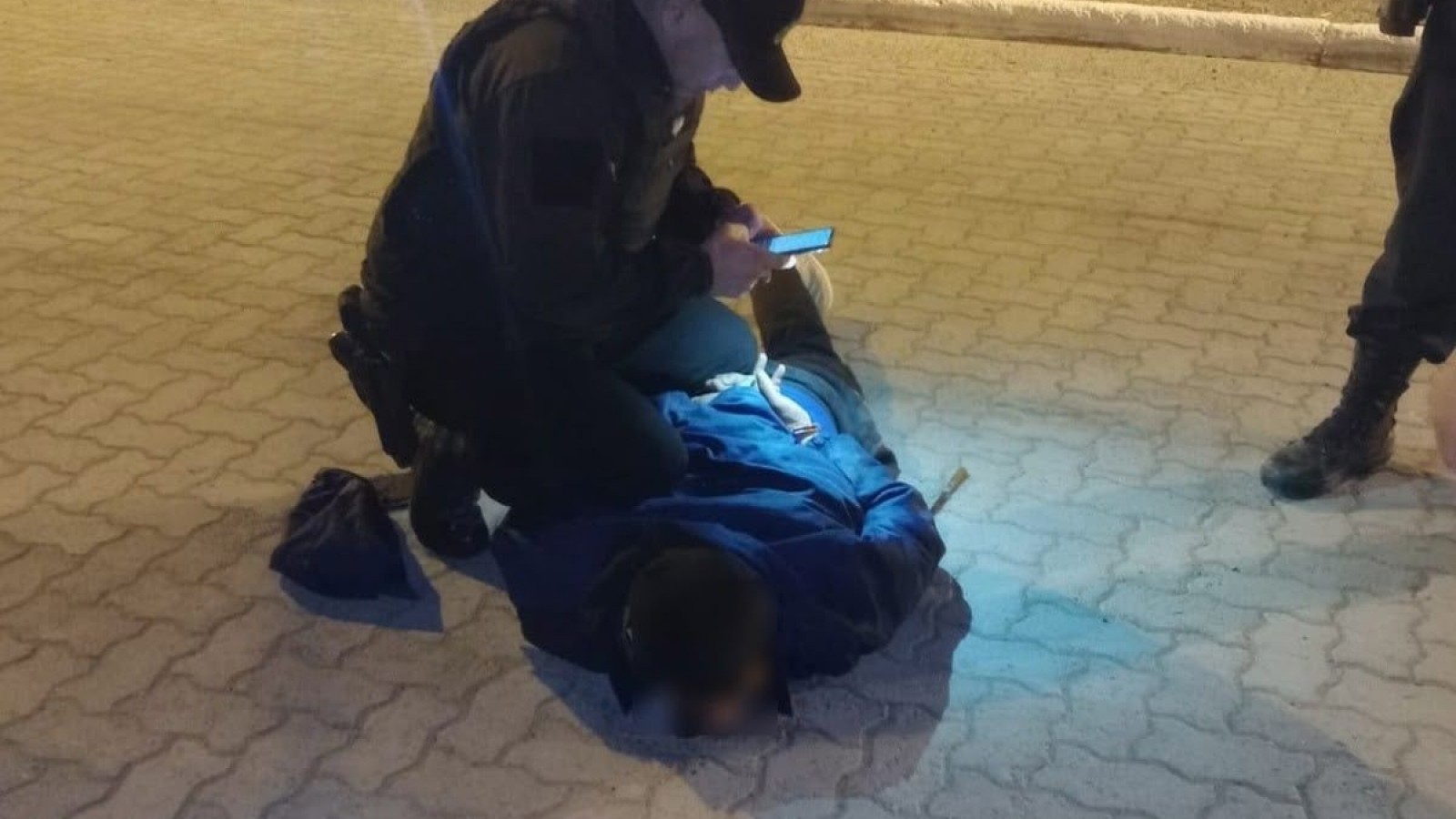 Intentó robar a un peatón con un cuchillo y fue detenido en Puerto Madryn