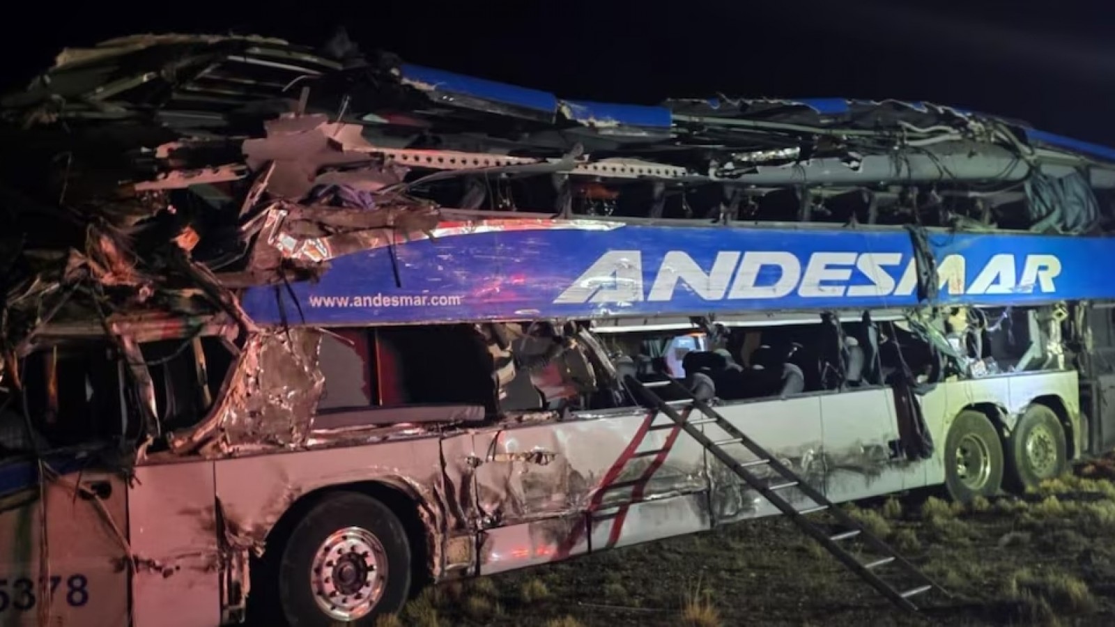 Tragedia en Río Gallegos: cuatro muertos tras un choque entre un colectivo y un camión