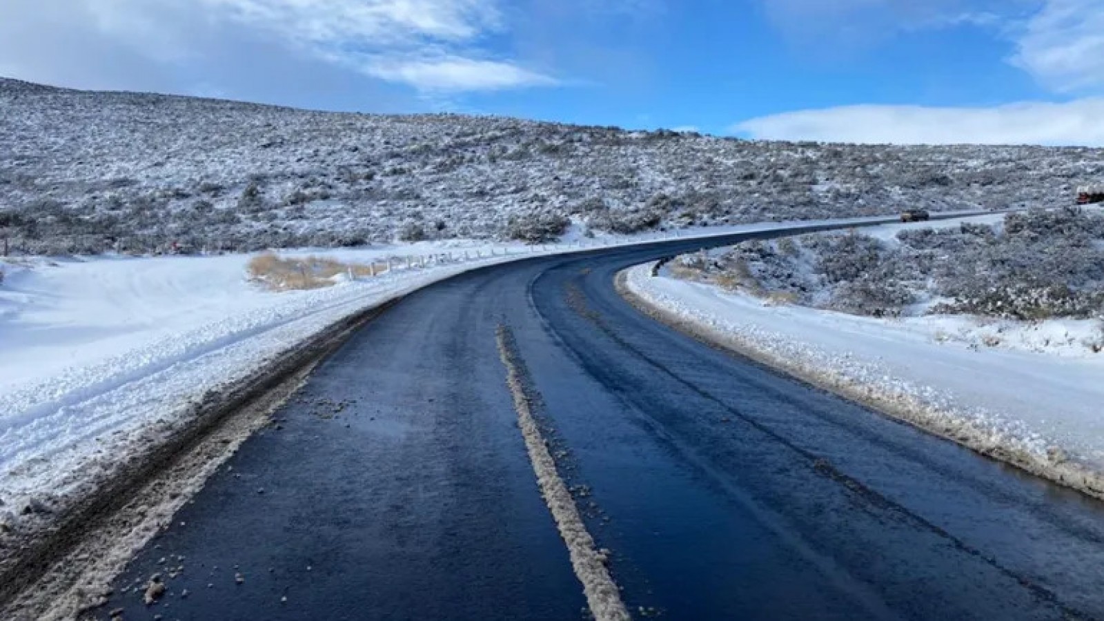 Vialidad Nacional recomienda extrema precaución en la Ruta 25 por nieve y escarcha