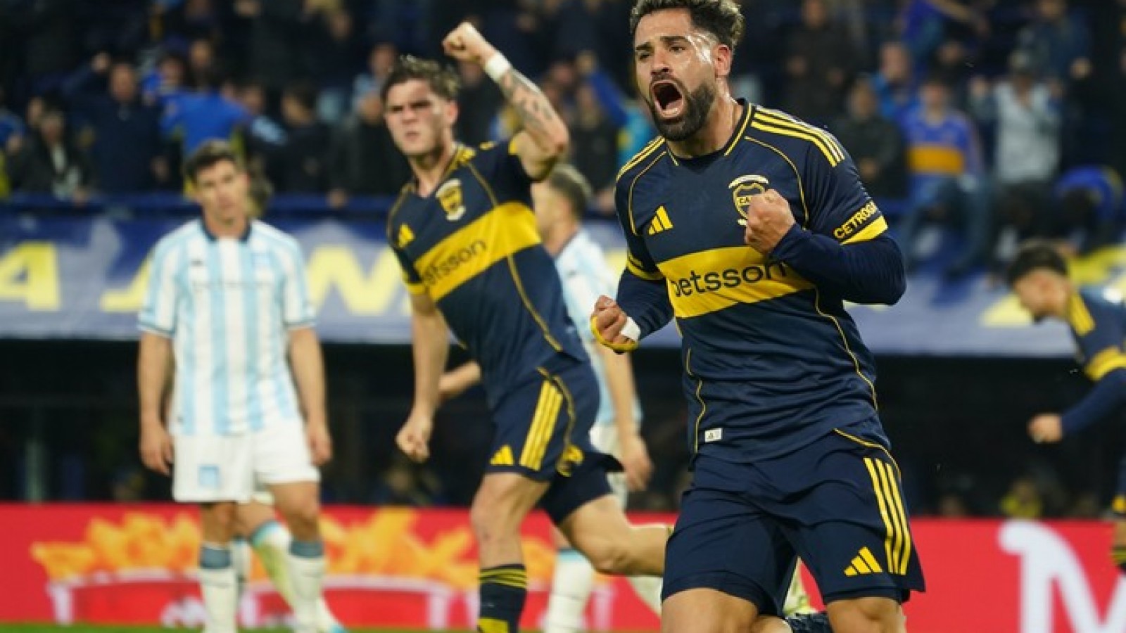 Boca lo empató sobre el final y estiró su peor racha histórica: 1-1 con Racing en la Bombonera