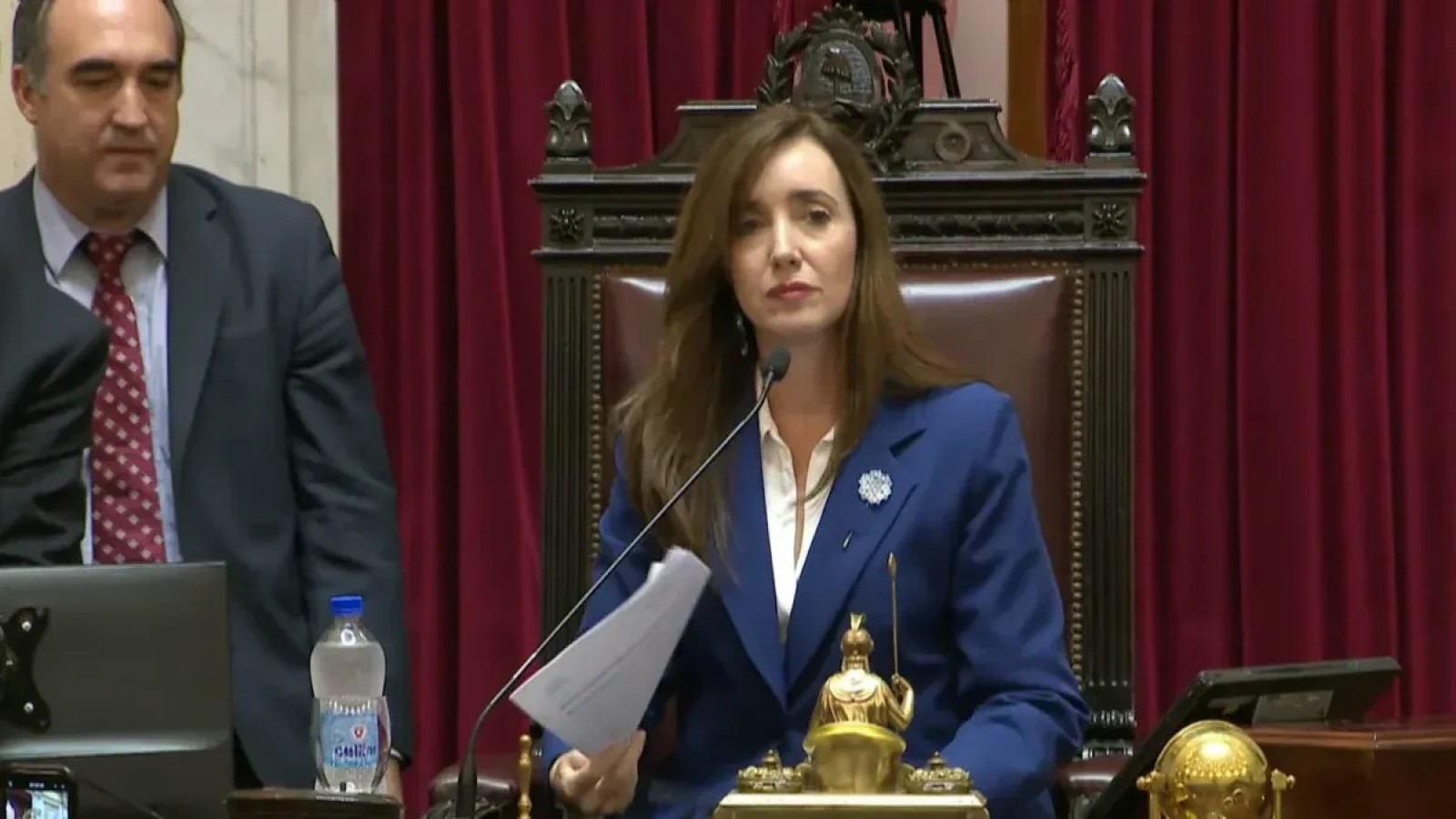 Aumenta la polémica: los senadores se suben los sueldos a más de $10 millones