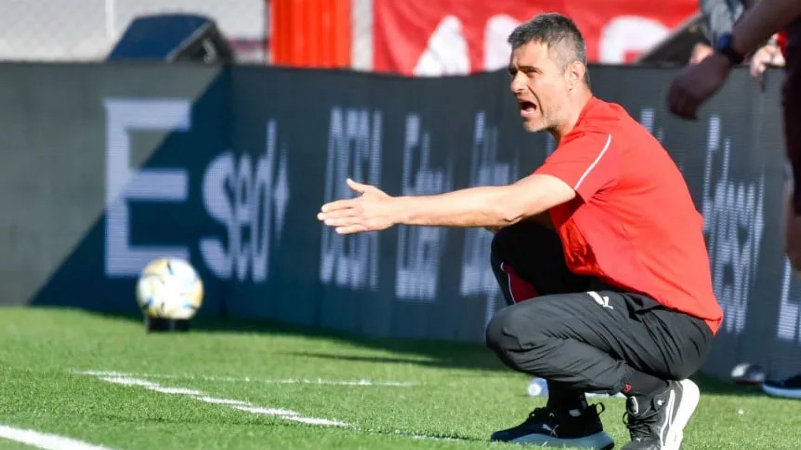 Independiente perdió con Banfield y se quedó sin técnico: renunció Julio Vaccari