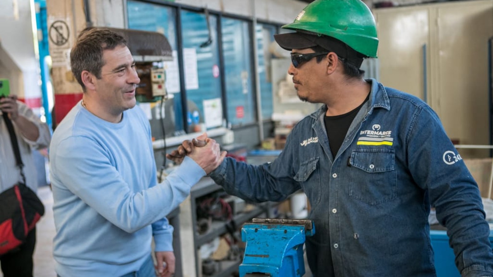 Luque se reunió en Puerto Madryn con la empresa Intermares y apuntó contra la falta de políticas industriales: "Sin industria nacional, no hay futuro para nuestras economías regionales"