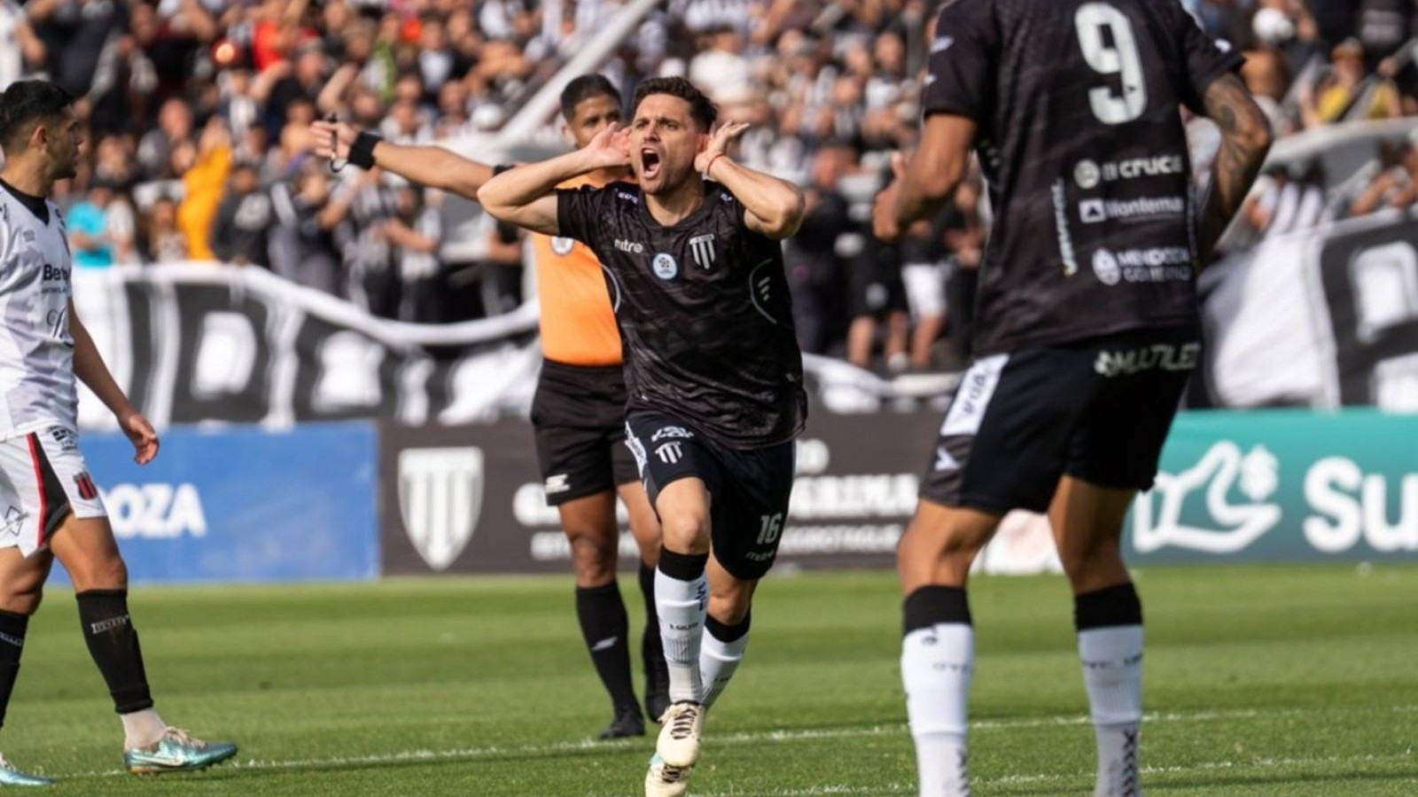 Deportivo Madryn y Gimnasia de Mendoza jugarán la final por el ascenso en la cancha de Platense