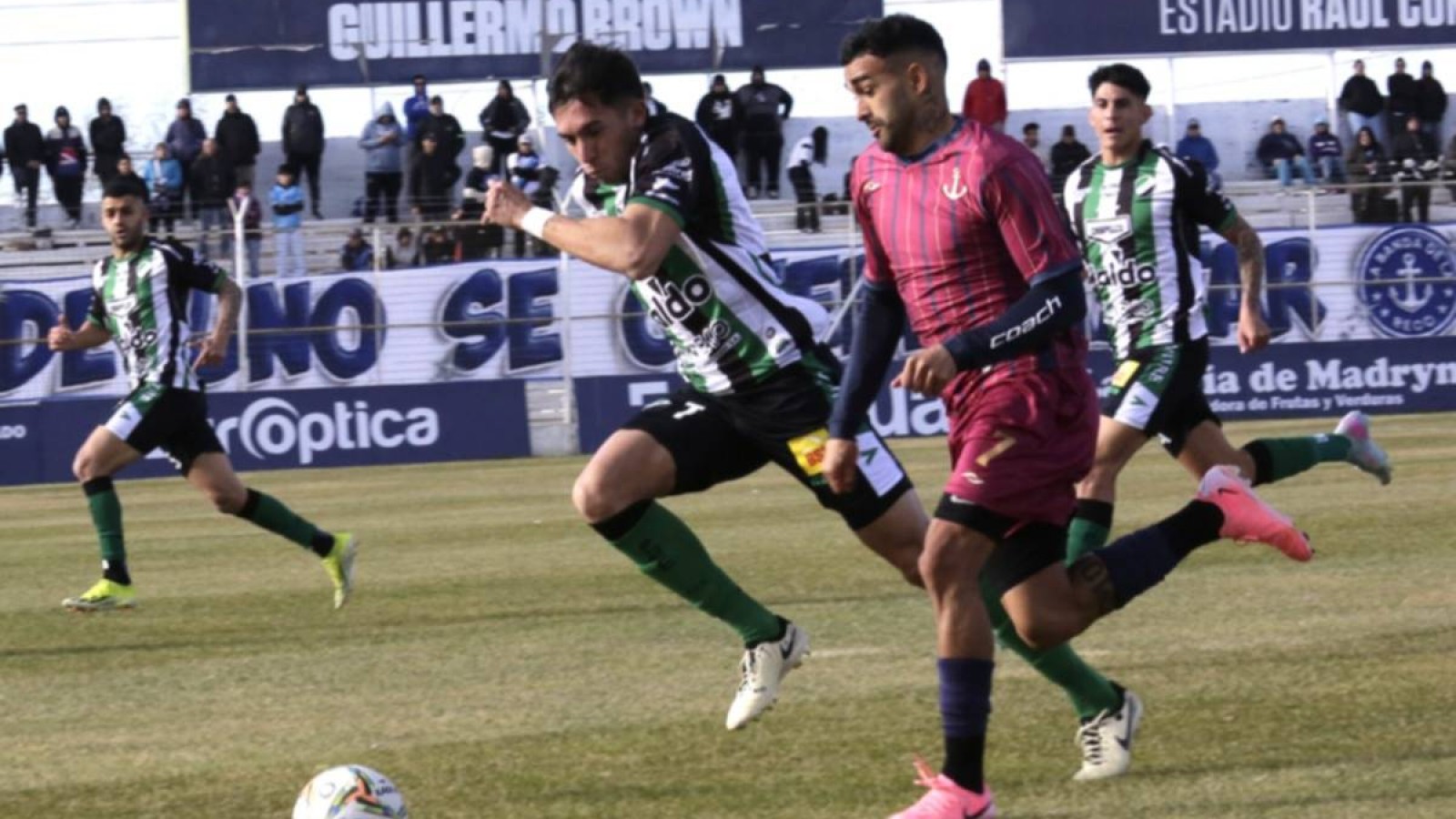 Brown y Villa Mitre jugarán el domingo por las lluvias en Bahía Blanca
