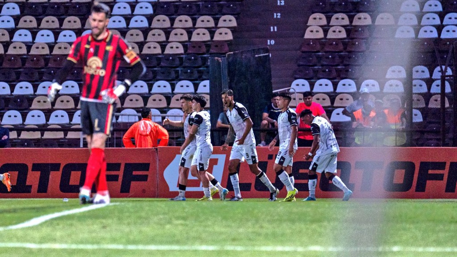 Gimnasia de Mendoza logra un histórico ascenso a Primera tras vencer a Deportivo Madryn por penales