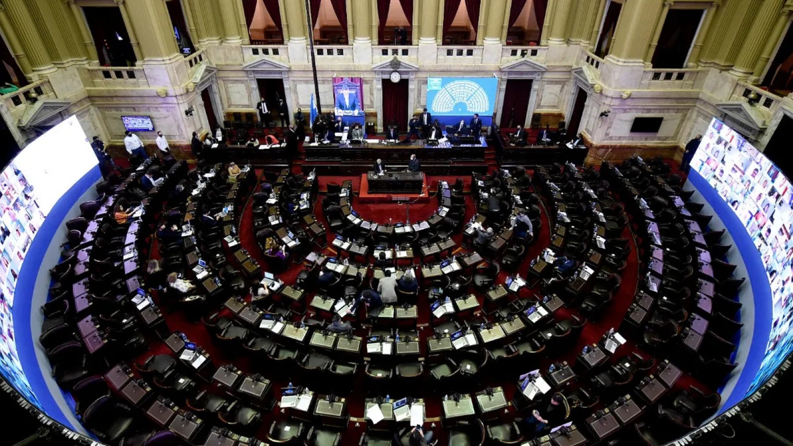 Habrá sesiones extraordinarias en el Congreso para debatir reformas económicas