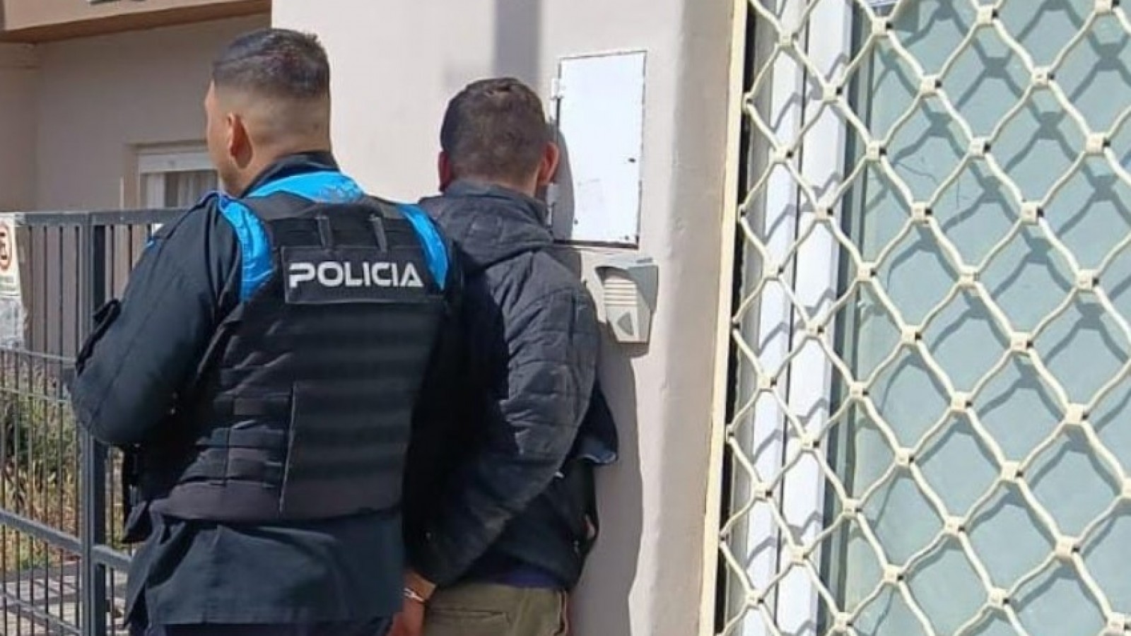 Intentó fugarse con una bicicleta robada y terminó detenido en Trelew