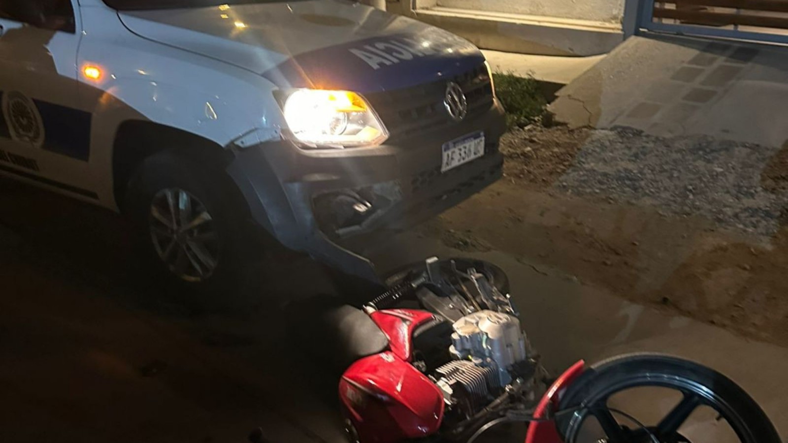 Trelew: dos jóvenes detenidos tras una persecución que terminó con un choque contra la Policía