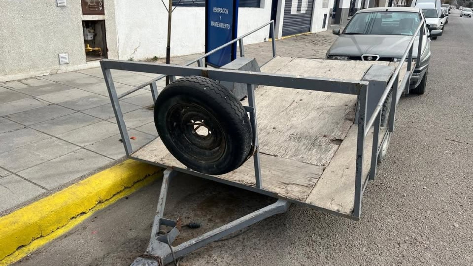 Vecino de Puerto Madryn perdió su carro de trabajo y fue engañado al intentar recuperarlo