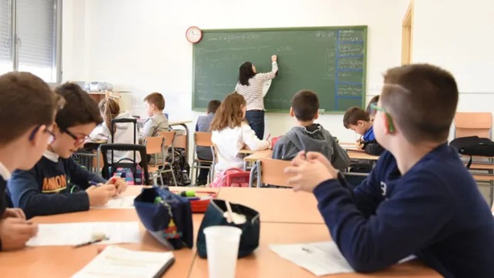 El Gobierno confirmó que las escuelas retomarán la actividad este martes