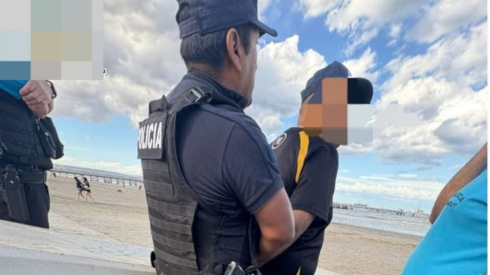 Robó ojotas del shopping, intentó escapar hacia la costa y quedó detenido en pleno centro de Madryn