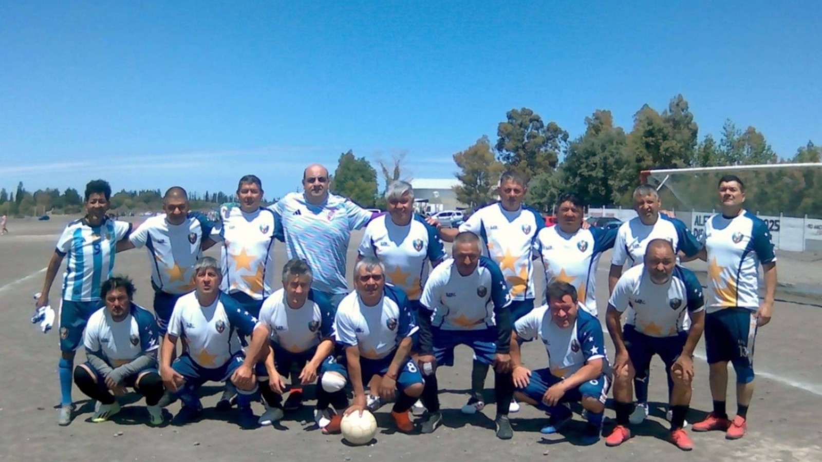 El Torneo de Veteranos de Trelew define el último ascenso con una jornada a pura eliminación directa